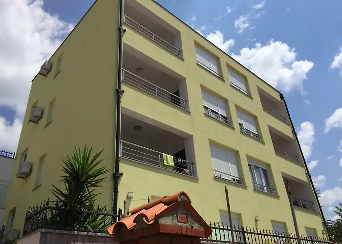 Villa Popic
