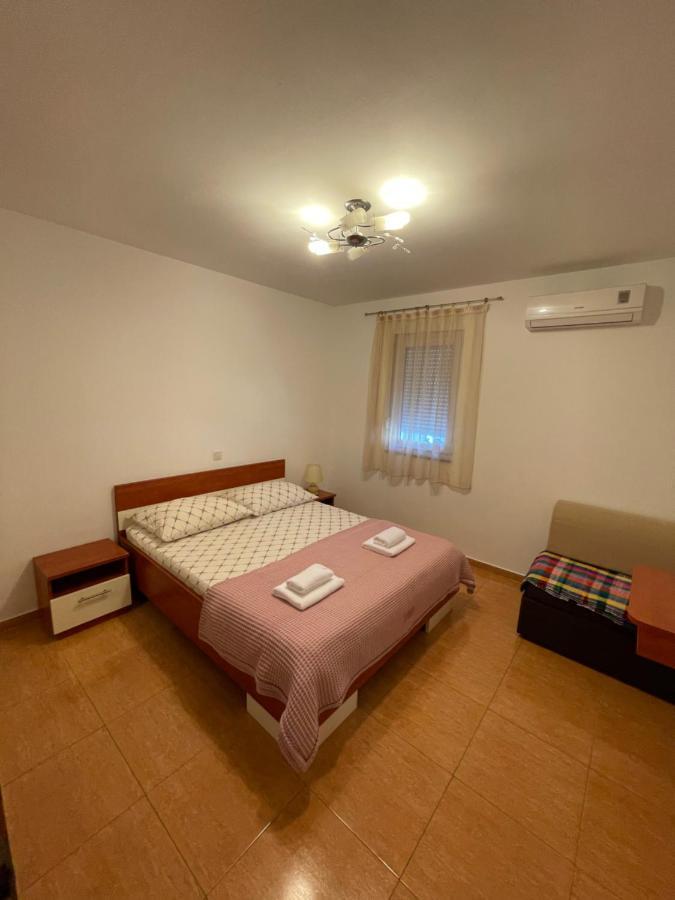 Popic Apartment *