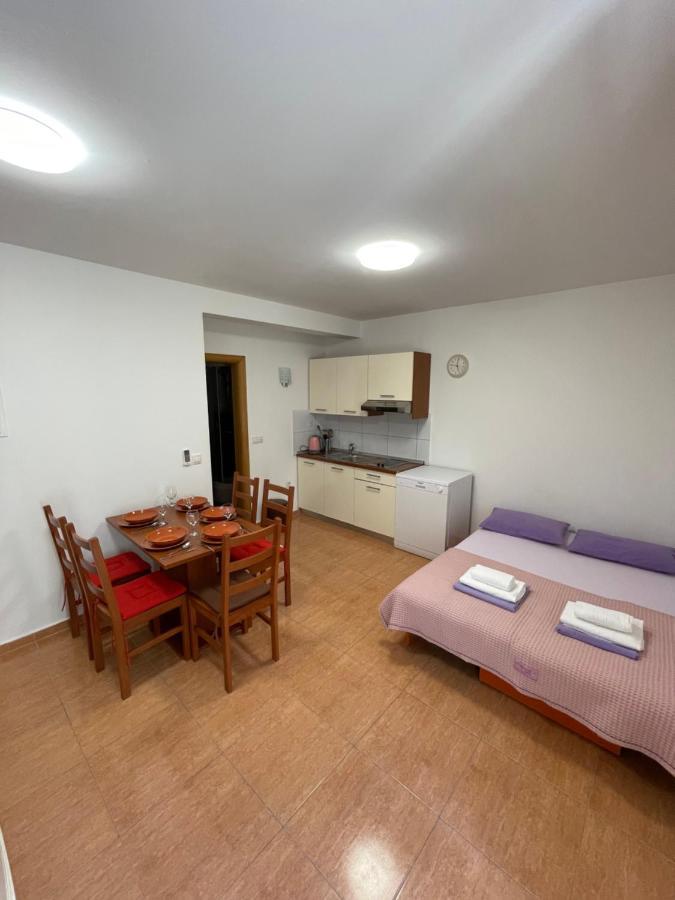 Popic Apartment *